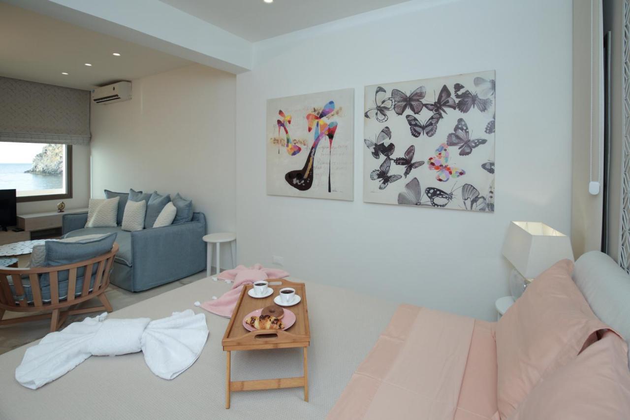 Almyra Seaside House モコロス エクステリア 写真